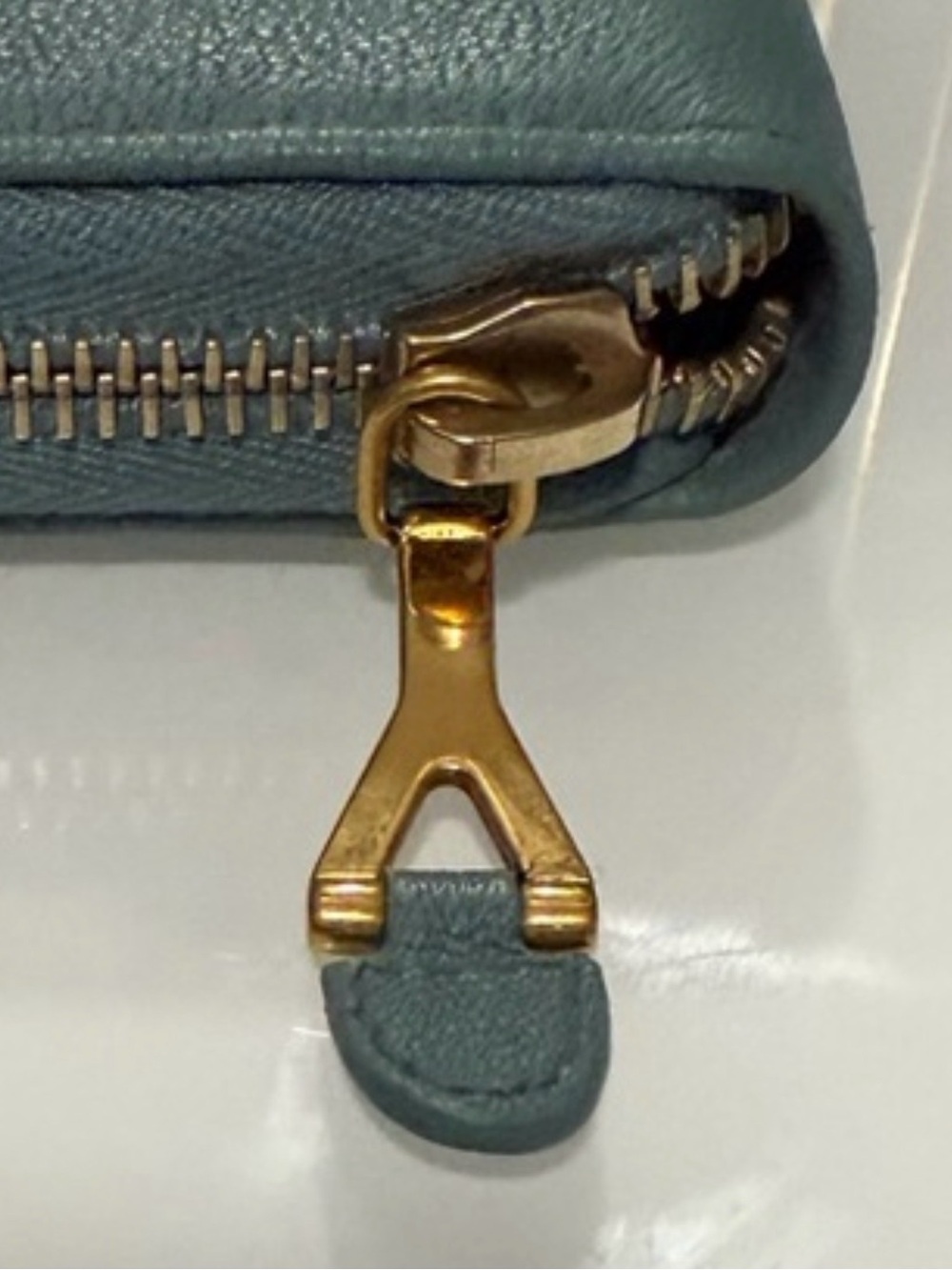 Authentic YSL sage green/blue leather zip around Long wallet with COA. - Picture 11 of 15